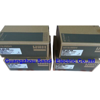 새롭고 오리지널 미쓰비시 세르보 드라이버 MR-J2S-40B MR-J2S-4OB MRJ2S40B