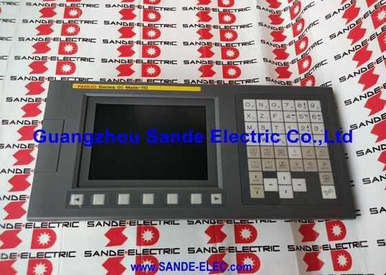 FANUC A02B-0311-B520 Oi Mate-TC 스크린 A02B0311B520 AO2B-O311-B52O 재고