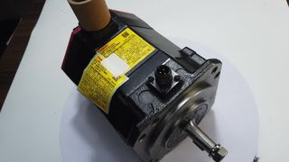 Fanuc A06B-0243-B100 AC 서보 모터 – OEM 부품 개요 및 주요 특징