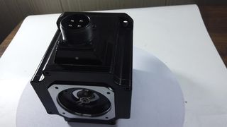 Mitsubishi HF-SP524 AC 서보 모터 500W MELSERVO-J3 400V — 제품 쇼케이스