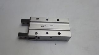 SMC MHY2-25D2-M9BAV 180° 앵귤러 에어 그리퍼